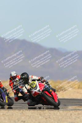 media/Mar-22-2025-CVMA (Sat) [[462c0ffedb]]/Race 13-Amateur Supersport Middleweight/